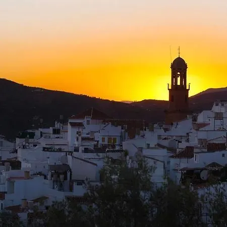 Y Balcon De Otel Cómpeta